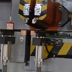 Máquina Automática para Soldar Llantas de Motocicletas y Triciclos con PLC y Motor, Características Principales - Product Image 3