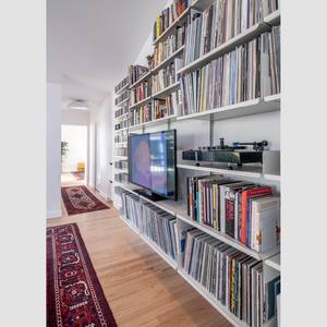 نظام رفوف معدنية عالمي 606 قابل للتعديل، رفوف حائطية معلقة، وحدات تخزين حائطية، رف كتب - Product Image 4