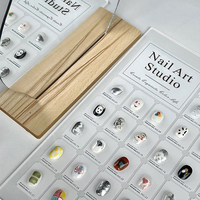 Support d'affichage vertical haut de gamme en acrylique pour échantillons de vernis à ongles, présentoir de luxe transparent pour nail art