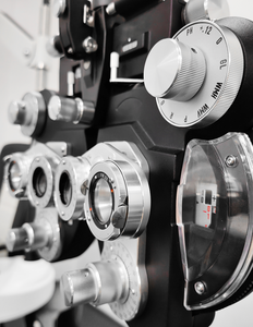 ऑप्टिकल क्लिनिक और अस्पताल उपयोग के लिए पेशेवर VT-80 मैनुअल फोरोपड़ दृष्टि परीक्षक - Product Image 2