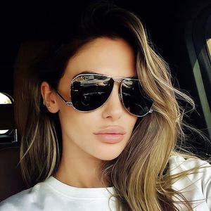 Lunettes de soleil pilote rétro 2025 tendance pour hommes et femmes, en alliage, protection UV400, grande monture, double pont, idéales pour la conduite - Product Image 1