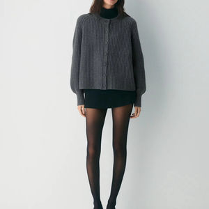 Suéter Cárdigan Gris para Mujer con Decoración de Botones, Diseño Casual a la Moda, Personalizado de Fábrica - Product Image 6