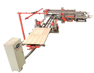 Machine à découper et à tailler le contreplaqué à quatre arêtes entièrement automatique, utilisée pour les usines de contreplaqué / de meubles avec CE/SG <span class=keywords><strong>S</strong></span> - Product Image 2