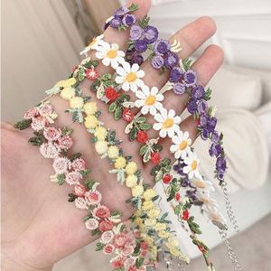 สร้อยคอแฟชั่นสไตล์ญี่ปุ่นเกาหลี สีชมพูพีช ประดับลูกไม้ปักลายดอกไม้ สำหรับฤดูใบไม้ผลิและฤดูร้อน เหมาะสำหรับผู้หญิง - Product Image 1