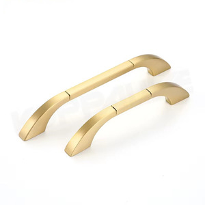 Poignées <span class=keywords><strong>de</strong></span> tiroir dorées en laiton massif mat à coins arrondis pour meubles <span class=keywords><strong>de</strong></span> cuisine, ensemble <span class=keywords><strong>de</strong></span> quincaillerie symétrique - Product Image 3