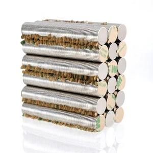 Haute qualité forte qualité N35 3/4x1/8 pouces aimants auto-adhésifs aimant de disque 20mm x 3mm pour Surface <span class=keywords><strong>ferromagnétique</strong></span> - Product Image 3