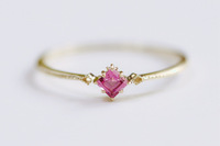 Bague fine empilable pour femme en or 14 carats et tungstène japonais, ornée de tourmaline rose naturelle, style luxe léger, collection Summer Eye Friends