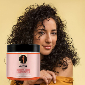 Gel Fijador para el Cabello de Aspecto Natural de 250 ml de Marca Privada, Fijación Flexible y Sensación Ligera para un Peinado sin Esfuerzo - Product Image 1