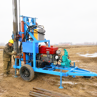 Petite foreuse agricole diesel hydraulique rotative de 35 CV pour puits d'eau de 200 m avec roues remorquables, tiges de forage et trépans