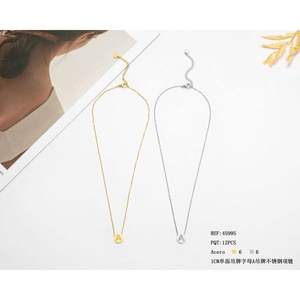 Collana con Ciondolo Lettera A in Acciaio Inossidabile Placcato Oro, Minimalista Unisex per Uso Quotidiano - Product Image 2