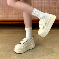Nouvelles baskets pour femmes 2026 à semelle épaisse, à scratchs, mode polyvalente, décontractées, sportives, blanches, de créateur