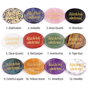 Batu kristal Oval ibu jari alami, batu kristal Oval dengan kata inspirasional saku Rock kecemasan kristal untuk wanita hadiah stres - Product Image 5