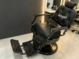 Adjustable Stainless Steel Large Base Reclining <b>Therapy</b> <b>Chair</b> Synthetic Leather Seat Traditional Design 1 Year Barber Shops - Product Image 4