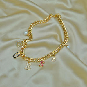 Collar con <span class=keywords><strong>Colgante</strong></span> <span class=keywords><strong>de</strong></span> Letra <span class=keywords><strong>de</strong></span> Joyería <span class=keywords><strong>GUESS</strong></span> <span class=keywords><strong>de</strong></span> Estilo Europeo y Americano, Esmalte Colorido y Diamantes <span class=keywords><strong>de</strong></span> Imitación, Cadena <span class=keywords><strong>de</strong></span> Clavícula <span class=keywords><strong>de</strong></span> Diseñador - Product Image 4