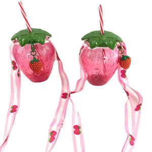 Verres <span class=keywords><strong>à</strong></span> fraises en plastique Offre Spéciale verres <span class=keywords><strong>à</strong></span> cocktail pour boissons au vin Tasses <span class=keywords><strong>à</strong></span> boisson transparentes en forme de fraise avec <span class=keywords><strong>paille</strong></span> - Product Image 5
