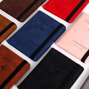 Funda de piel sintética para tarjetas de identificación, billetes de avión y tarjetas bancarias con protección RFID, estuche para pasaporte y cartera de viaje. - Product Image 2
