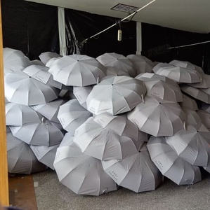 <span class=keywords><strong>Parapluie</strong></span> pliant noir coupe-vent à 24 baleines, impression UV, personnalisé avec logo de marque pour entreprises et hôtels, idéal pour les voyages - Vente en gros - Product Image 4