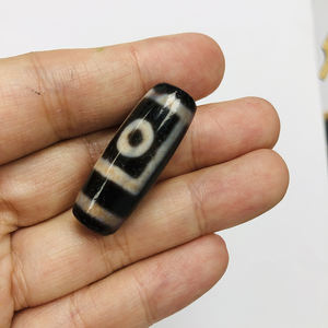 ลูกปัด Dzi เก่าขนาดเล็ก3<span class=keywords><strong>ตา</strong></span>2<span class=keywords><strong>ตา</strong></span><span class=keywords><strong>สาม</strong></span><span class=keywords><strong>ตา</strong></span>,ลูกปัดทิเบต Dzi <span class=keywords><strong>เทพ</strong></span>เจ้าและโลก - Product Image 4