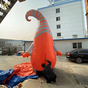 Vente populaire personnage de <span class=keywords><strong>santaclaus</strong></span>, gnome gonflable géant 2023 pour décoration de jardin de noël - Product Image 4