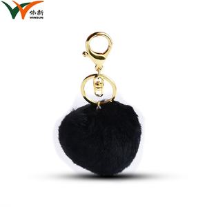 Porte-monnaie personnalisé en gros avec breloque pompon en fourrure noire mignonne - Product Image 3