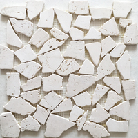 Dalles de marbre travertin naturel à pavé aléatoire, écologiques, 8 mm d'épaisseur, pavés rétro à maille aléatoire pour salon et mur d'hôtel
