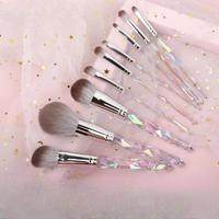 Ensemble de 9 pinceaux de maquillage professionnels de luxe, manche transparent arc-en-ciel brillant, fibres synthétiques sans cruauté, outils de beauté OEM