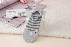 Calcetines de Moda para Mujer, Cómodos y de Alta Calidad, Calcetines de Algodón para Primavera, Calcetines Cortos para Chicas - Product Image 2