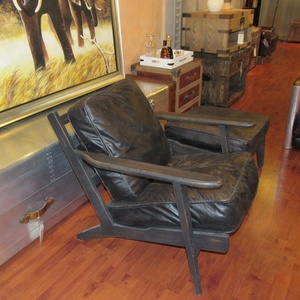 Venta al por mayor marco de madera sillón de cuero vintage relajarse Silla de salón con reposapiés otomana sofá - Product Image 5