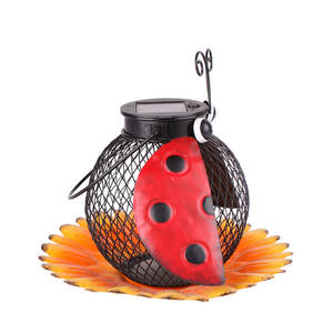 Mangeoire à oiseaux solaire Oniya en métal anti-écureuils avec lumière LED pour l'extérieur, décoration de jardin unique - Product Image 3