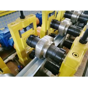 Chapeau de Plafond en Plâtre de 0 à 120 <span class=keywords><strong>M</strong></span>ètres/Minute Fourrure de Toit en Fourrure Oméga Canal Quille Rouleau Formant la Machine pour les Matériaux de Construction - Product Image 3