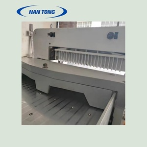 Cortadora de Papel Nantong NT-920, Modelo 2370x1370x1870mm, 380V, Equipo de Post-Impresión - Product Image 2