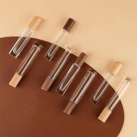 Bouteilles à rouleaux d'huile essentielle en verre transparent 10ml 15ml Bouteilles à rouleaux pour huiles essentielles avec bouchon en bois