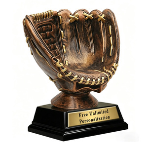 Gants de frappeur de baseball en résine, 8 pouces, <span class=keywords><strong>dor</strong></span>és, style sport moderne, sculptés à <span class=keywords><strong>la</strong></span> <span class=keywords><strong>main</strong></span>, trophée durable - Product Image 2