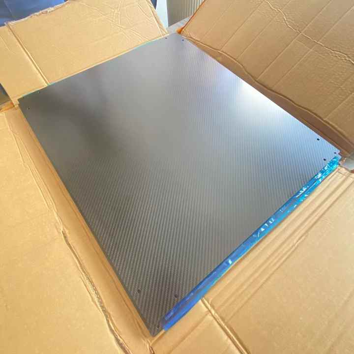 Carbon (CFK) Platte 200x300 Mm – Verschiedene Stärken 0,5-3 Mm, 3K Twill Hochglanz