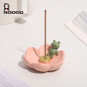 Rooogo <span class=keywords><strong>Forme</strong></span> <span class=keywords><strong>De</strong></span> Fleur Avec Sieste Animal Plaque D'encens Maison et Salon Décoration Ornement Petites Pièces Plateau <span class=keywords><strong>De</strong></span> Rangement - Product Image 5