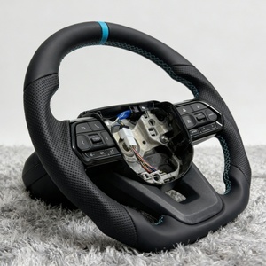 Volante de Cuero Personalizado de Alta Gama en Oferta para Toyota Corolla LC300 Hilux Fortuner Serie Land Cruiser - Product Image 6