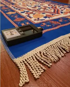 Qibleh 1 person muslim prayer rug / mat / janamaz with Kaaba Compas