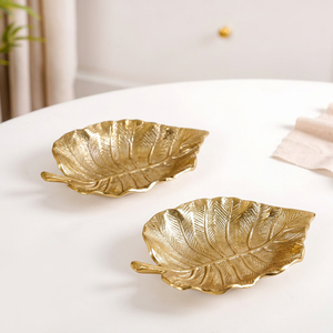 Assiette décorative en forme de feuille dorée, en métal fait main, style glamour, pour centre de table de mariage - Product Image 1