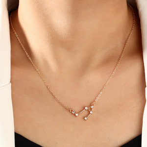2025 Tarjeta de papel marrón de moda chapado en oro astrología constelación estrellas signo del zodiaco collar joyería - Product Image 4