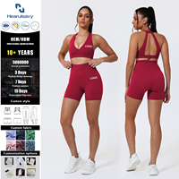 Ensemble de sport 2 pièces respirant et léger pour femme : Soutien-gorge de sport dos nu à col en V profond et short cycliste sculptant taille haute