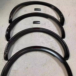 Guardabarros Delgados de Fibra de Carbono ABS de Color Negro Estilo KQD para Toyota FORTUNER 2020 - Product Image 3