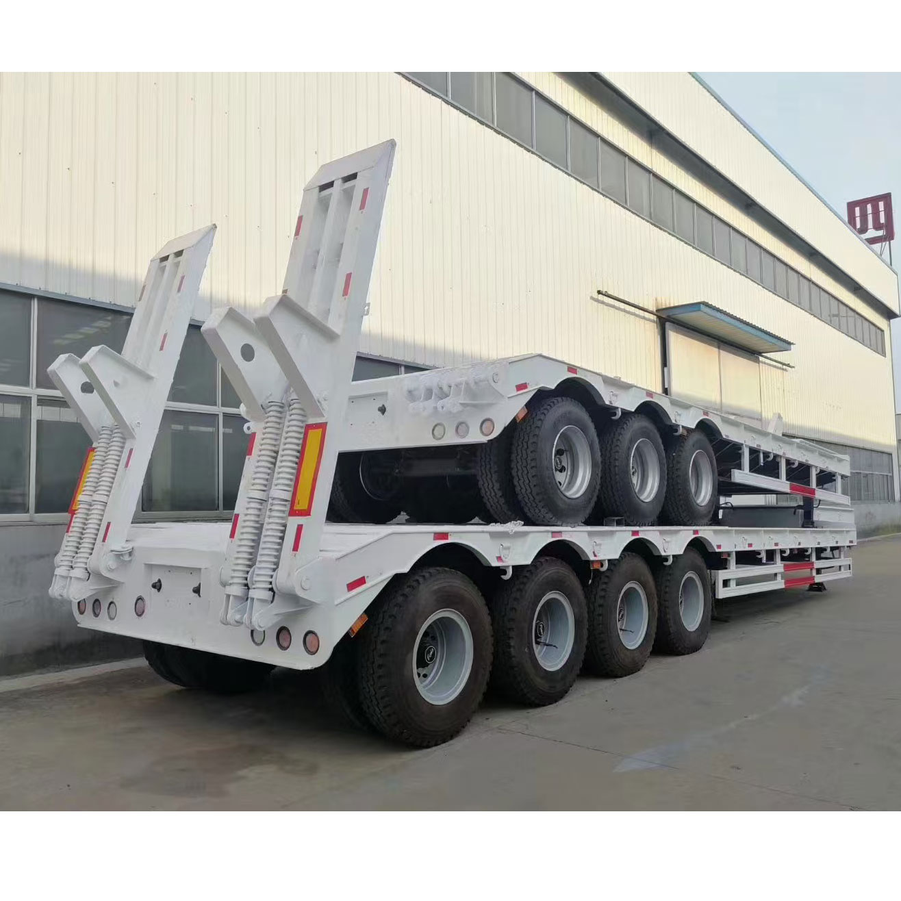 4-Axle Commercial Semi-Trailer | Air Suspension | Anti-Rust Coating | for Logistics/Construction Export