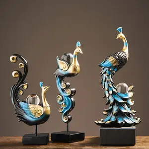 High Quality Peacock Statue Animal Statue Resin Crafts Animal Figurines For Home Decoration