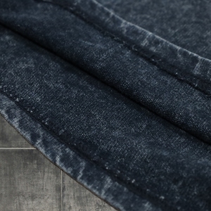 Pantalones Cortos Personalizados con Lavado Ácido y Pedrería, Estilo Vintage Desgastado para Hombre, Felpa Francesa de 380 g/m², Pantalones Cortos de Algodón con Estampado - Product Image 4