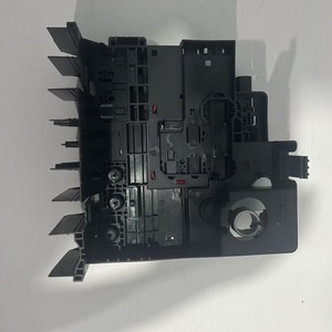 Portafusibles Chevrolet 85015807 para Suburban, Silverado y Tahoe 19-23, Pieza de Repuesto de Plástico - Product Image 1
