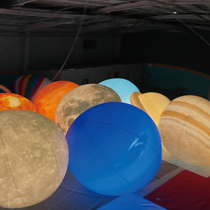 Planètes géantes gonflables LED, Soleil gonflable, Lune gonflable, Mars, Jupiter, Vénus, Mercure, Uranus, Neptune pour la décoration - Product Image 1