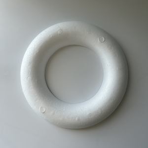 Le plus populaire Fabrication de décorations d'intérieur Anneau de couronne en <span class=keywords><strong>polystyrène</strong></span> expansé EPS pour couronne de Noël - Product Image 5