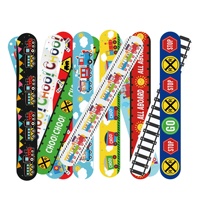 Bracelet en PVC personnalisé pour enfants, motif train dessin animé, style Noël, pour fête, vente en gros transfrontalière