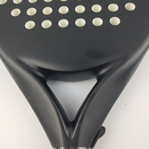 Bate de Críquet Ligero de Fibra de Carbono con Núcleo de Espuma Blanca, Duradero para Entrenamiento Escolar y Uso en Partidos al Aire Libre - Product Image 5