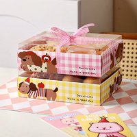 Boîtes de présentation transparentes personnalisables pour pâtisseries, idéales pour les gâteaux roulés coréens, macarons et autres friandises.